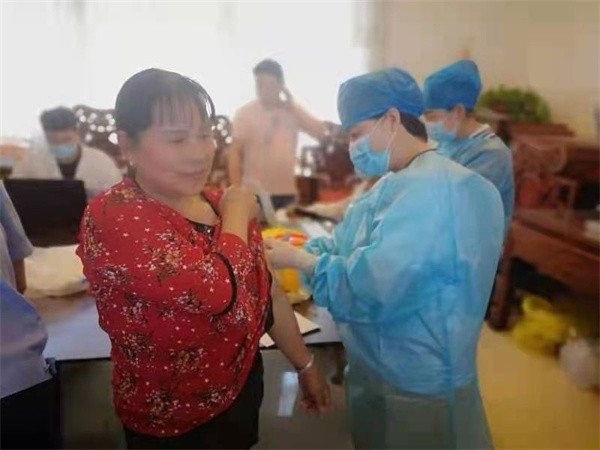 河北遵化：疫情防控核心力量——致敬疫苗接种一线的医务工作者
