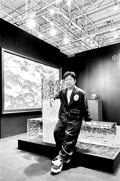 北京当代艺博会 黄渤跨界展示五件作品